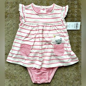 NWT Carter’s Girl’s 9 Month Pink and White Sheep Romper